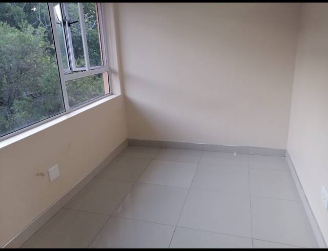 0.5 BEDROOM FLAT FOR SALE IN ESSENWOOD